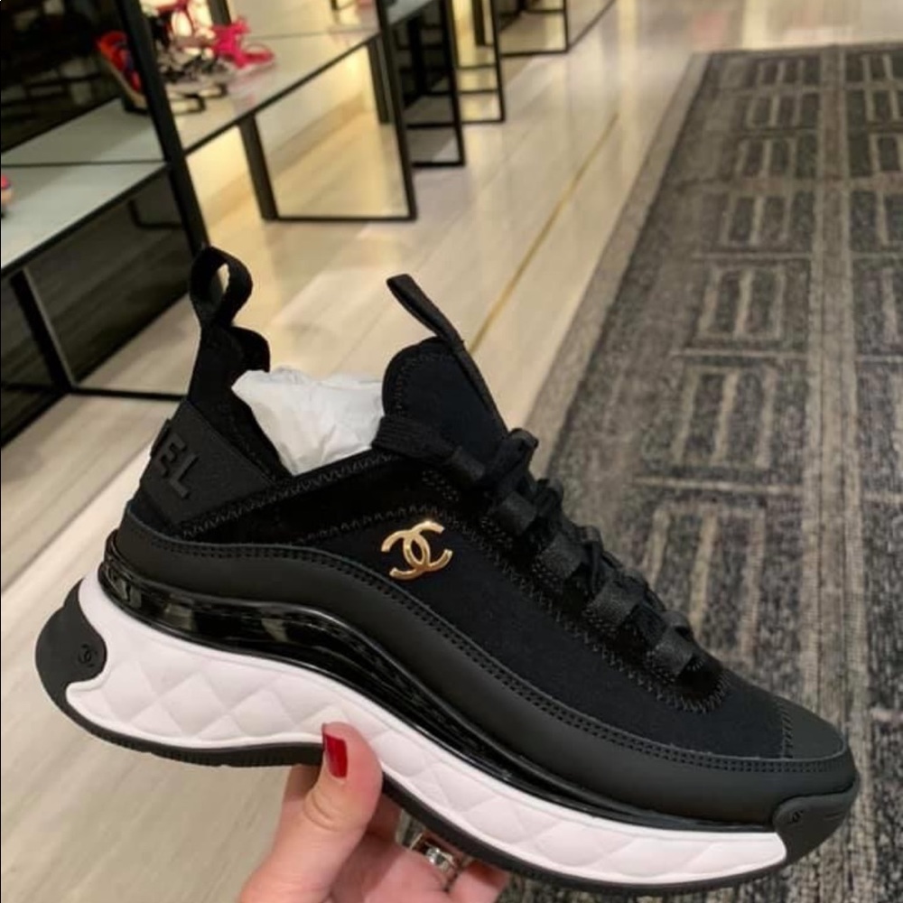 Chanel sneakers NIB 38.5